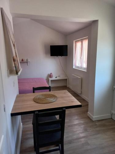Bourges House | COQUETTE MAISONNETTE