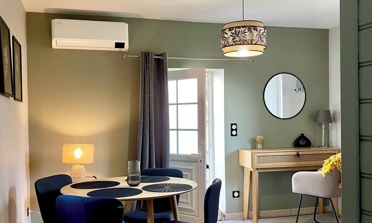 Bouzel House | COSY COCOONING & SPA 3-star gîte