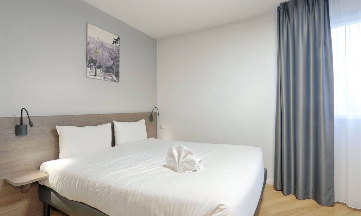 Le Port sous la Lune Apartment | Cosy studio proche RER, idéal pour visiter Paris