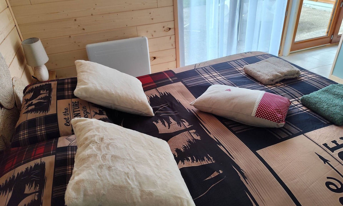 Vernet-la-Varenne Condo | Cottage atmosphere