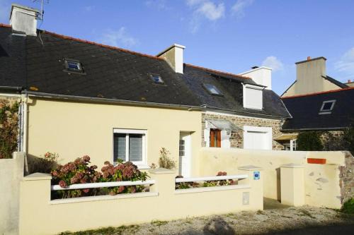 Paimpol House | Cottage by Goëlo Coast with Sea Views