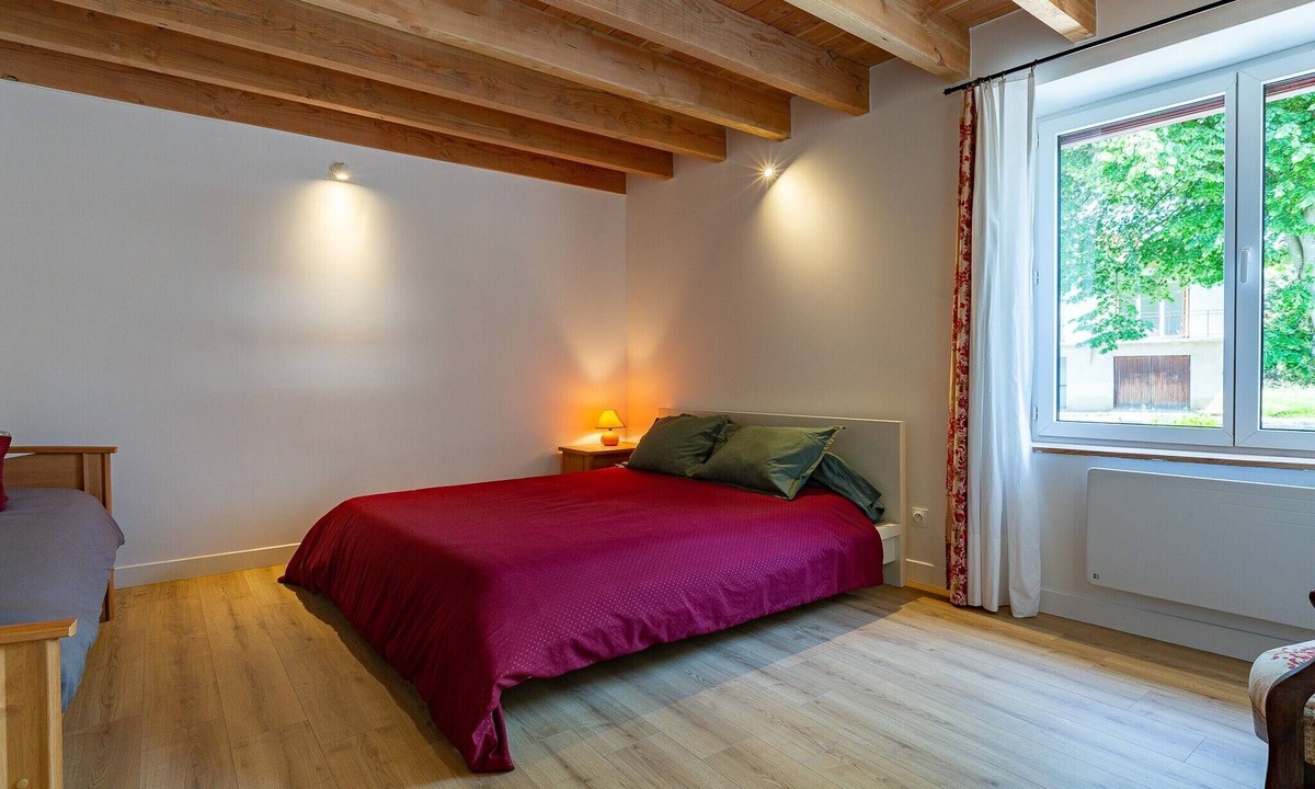 Assieu Cottage | Cottage 'L'Arche Aux Peyruches' with Shared Terrace and Private Garden