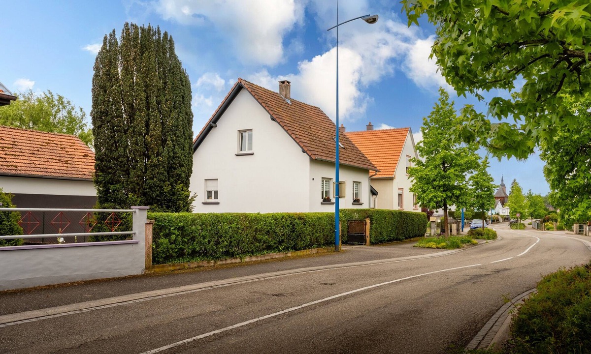 Reichshoffen Cottage | Cottage 'Le Refuge De Charlotte' with Wi-Fi