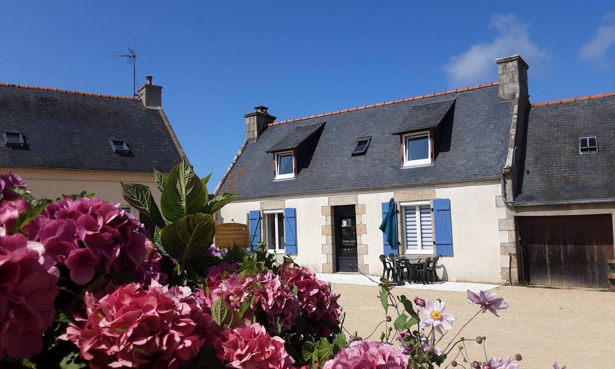 Trebeurden House | Cottage on the farm 85 m2 4 people 5 mins beach Côte de Granit Rose Trébeurden