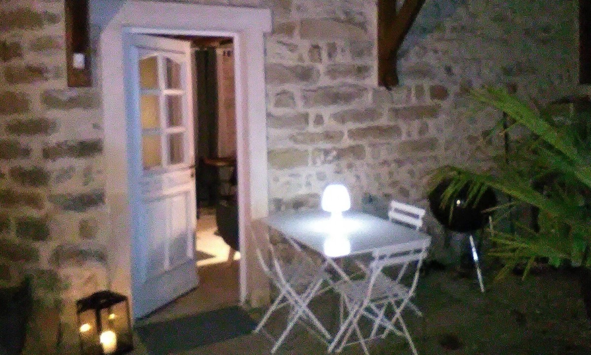 Dannemois Cottage | Cottage 'the little house' in a pretty village in the countryside