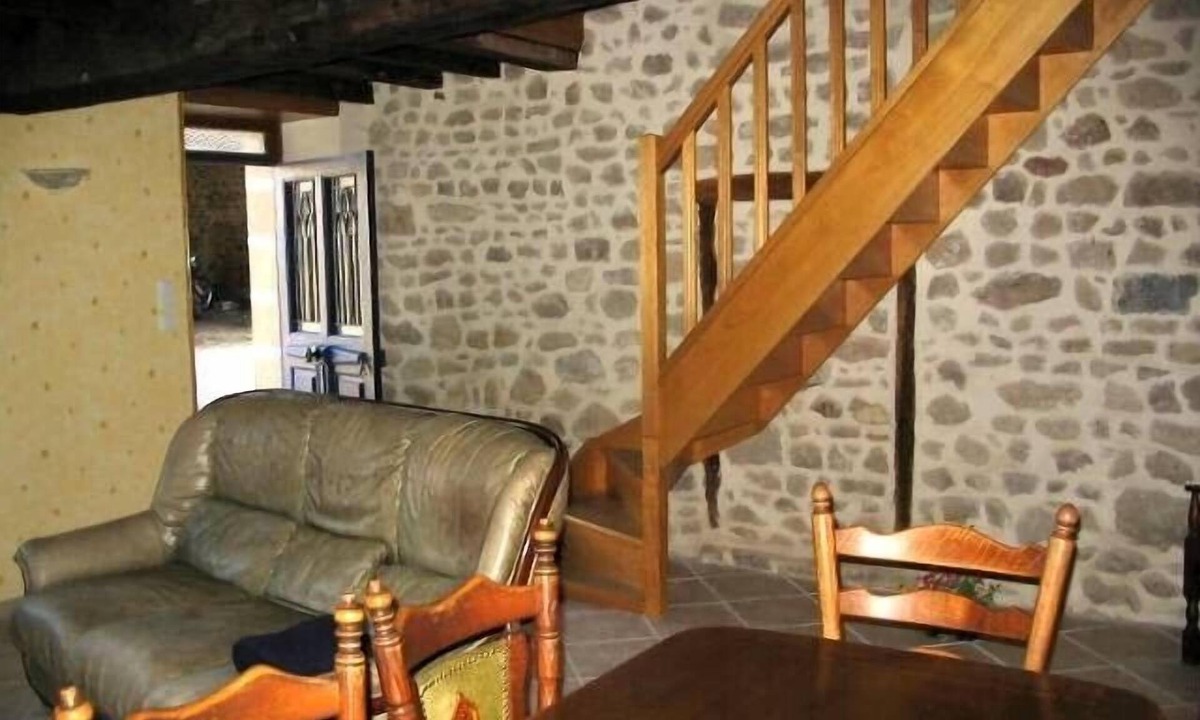 Saint-Marcel-en-Marcillat House | Country cottage in Auvergne (air-conditioned)