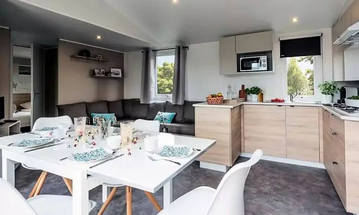 Touquin House | COUNTRY PARK TOUQUIN *** - Castel Palace**** with air conditioning 3ch 2sdb 6pers 6 persons