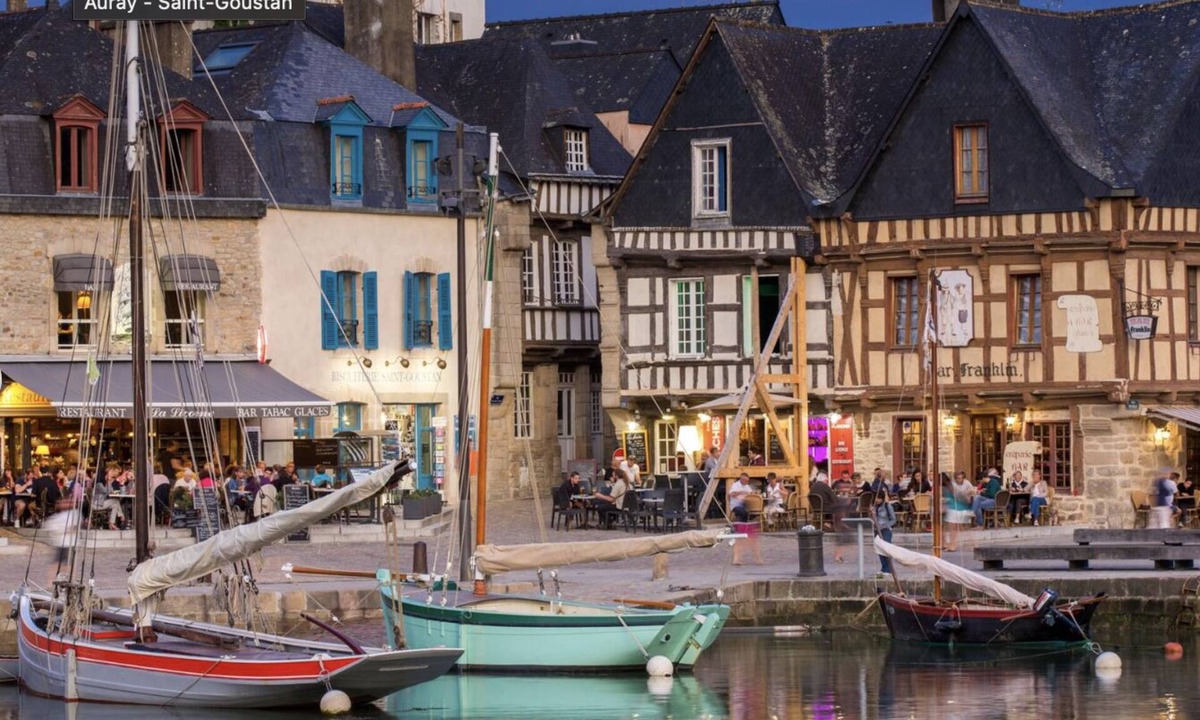 Auray Apartment | Coup de Coeur-Trés bel Appartement avec Terrasse sur le PORT de ST Goustan-Auray
