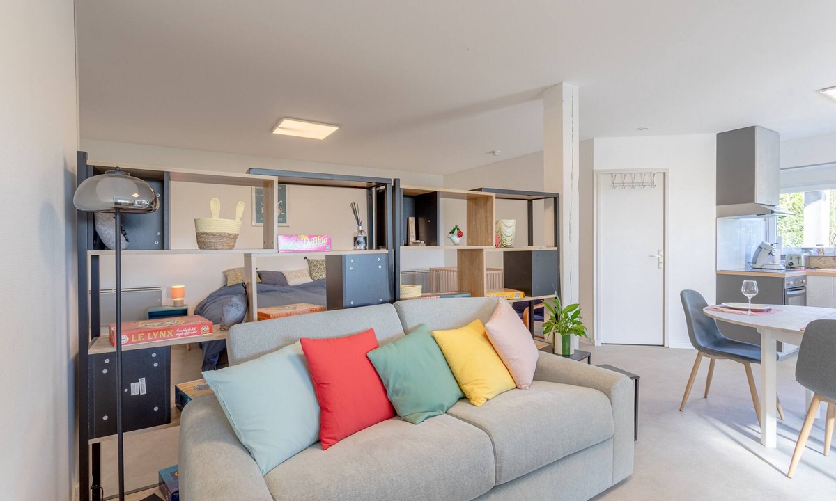Saint-Martin-d'Arrossa House | Cozy Cottage with Private Terrace, Mountain View & Wi-Fi in Saint-Martin-d'Arrossa