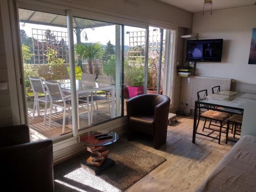 Beaune Apartment | Datcha Bourguignonne Beaune