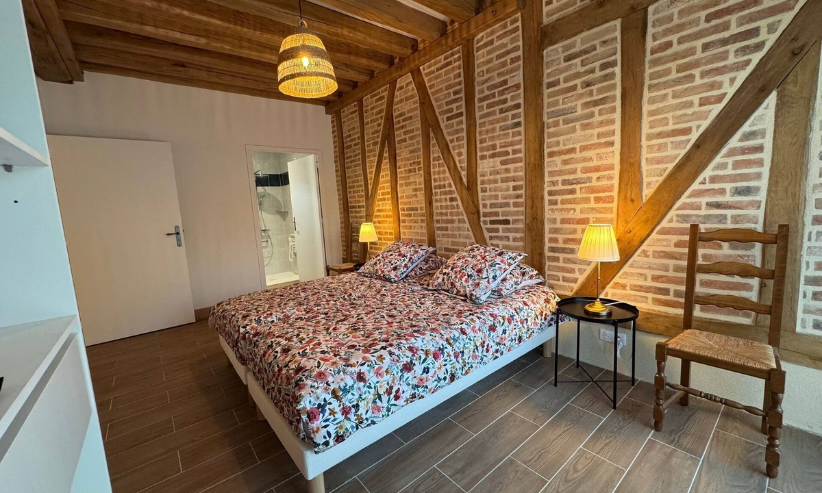 Souvigny-en-Sologne House | Deuxième bâtiment du Gué de Bray équipé PMR (Personne à mobilité réduite).