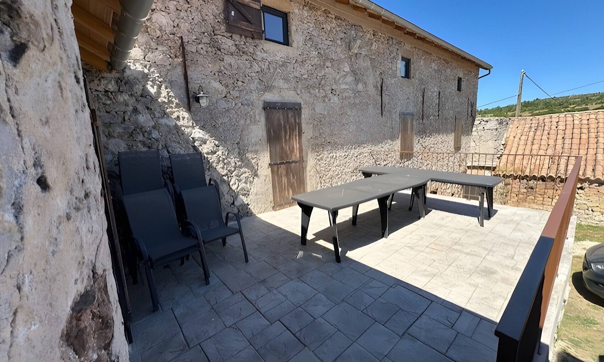 Saint-Georges-de-Luzencon House | Domaine Labro with Extraordinary View of the Levancou Cirque