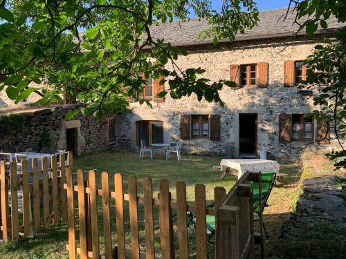 Saint-Hostien House | Domaine Au Vert Gna !