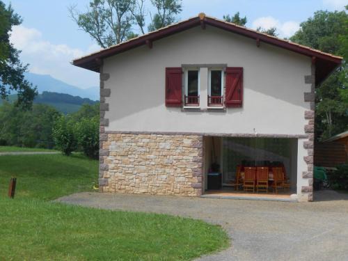 Saint-Jean-le-Vieux House | Domaine Harrieta