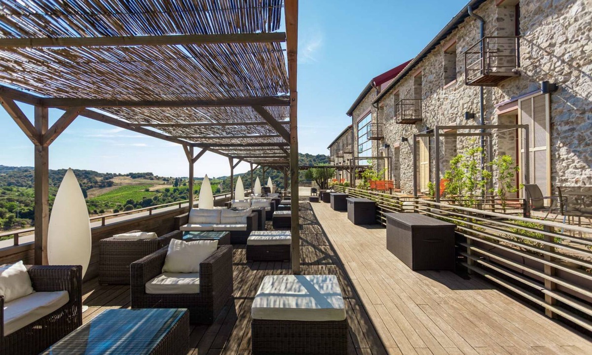 Belesta Hotel | Domaine Riberach – Hôtel 4* - Restaurant gastronomique - Spa - Piscine - Vignoble