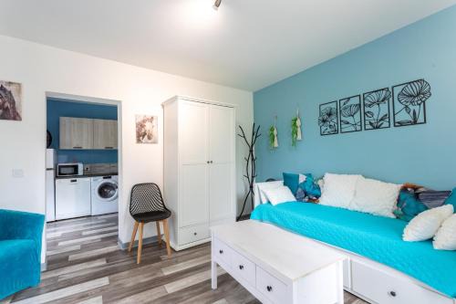 Monein House | Donoma