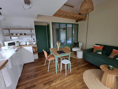 Bains-sur-Oust House | Douce Parenthèse au bord de l'eau