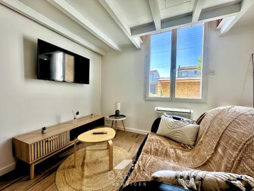 La Rochelle House | Duplex confortable avec climatisation et cour - ménage et linge inclus
