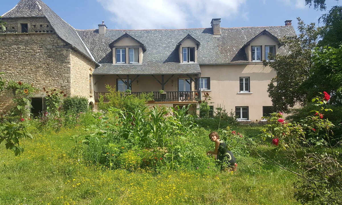 Roussennac House | Eco-gîte Les Jardins du Batut, au Coeur D'un Paysage Bucolique