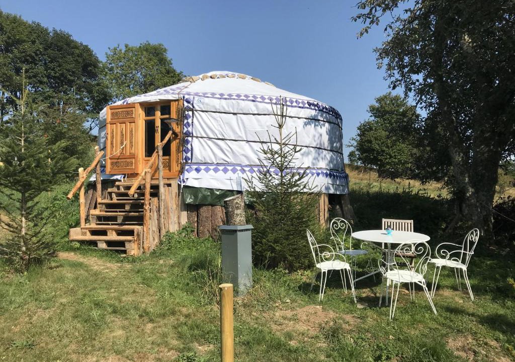 Saint-Antheme Other | Eco Yourte Les Airelles d'Isabelle
