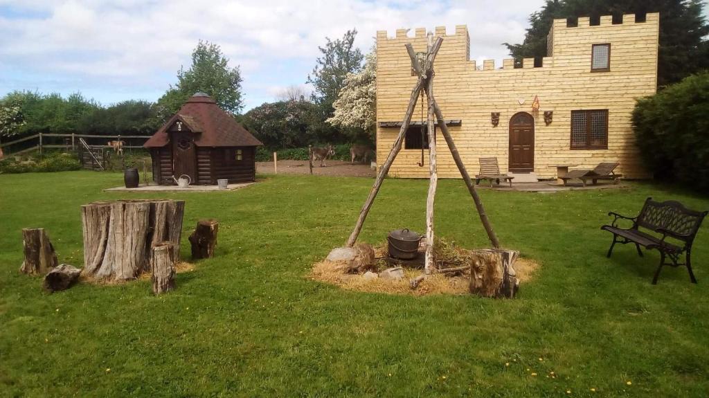 Bolleville Other | Ecuries Leseigneur - Camping Insolites