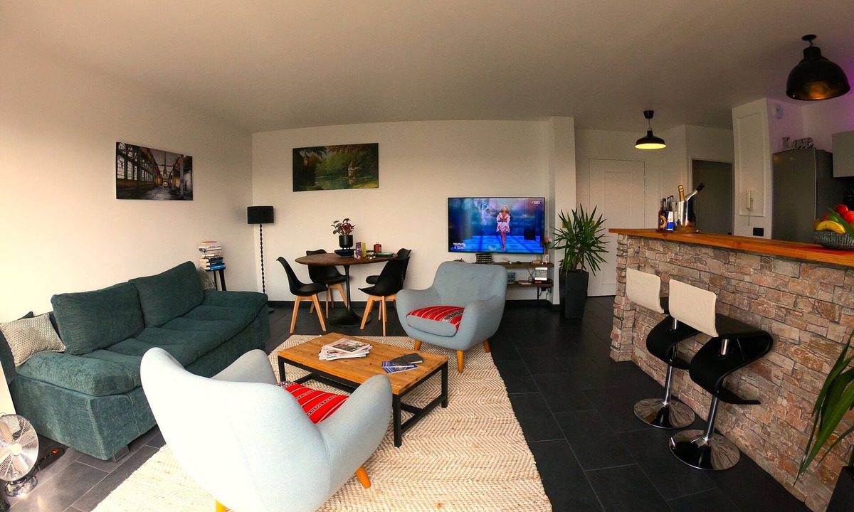 Le Bourget Apartment | Elegant 70m2 Rooftop at the foot of Le Bourget station