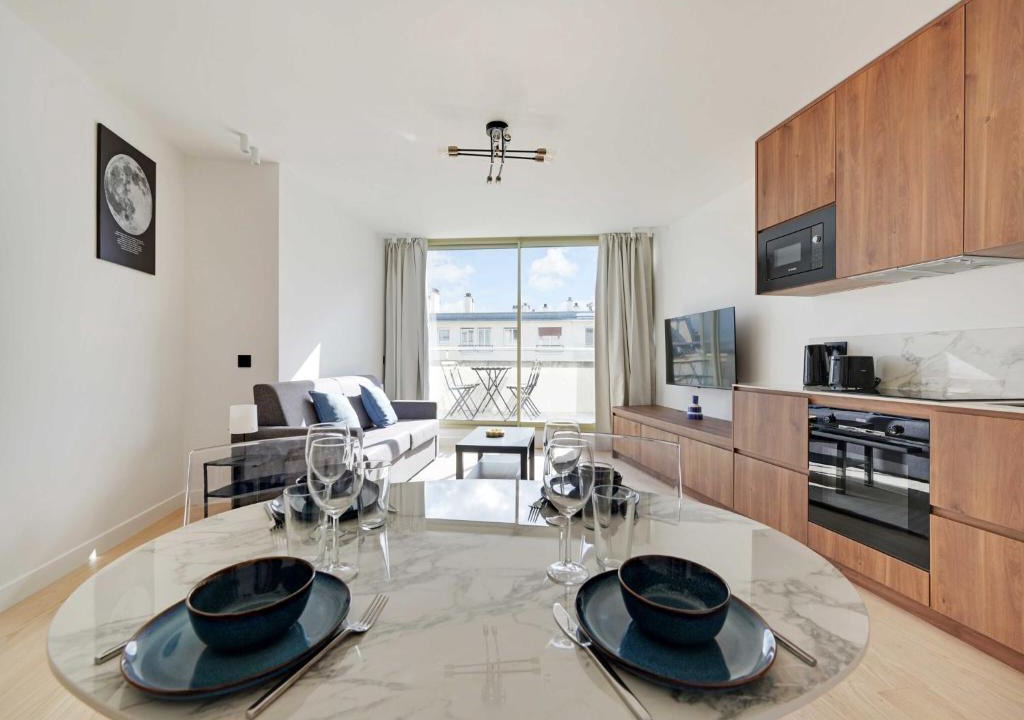 Neuilly-sur-Seine Apartment | Elegant apartment - AC- 1BR- Neuilly-sur-Seine