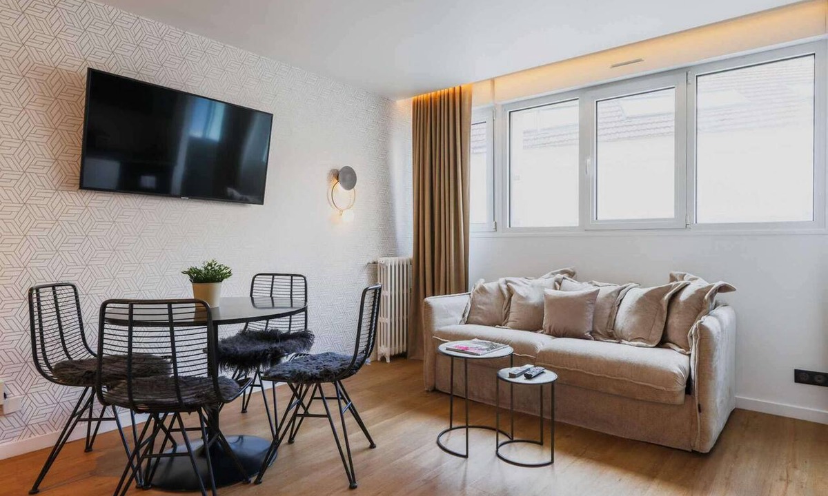Hopital Saint-Louis Apartment | Elegant apartment - 2BR/6P - Canal St Martin