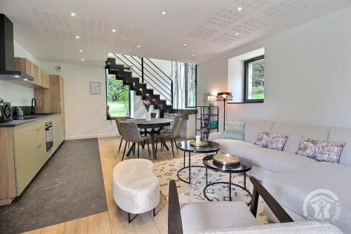 Pommerit-Jaudy House | Emeraude