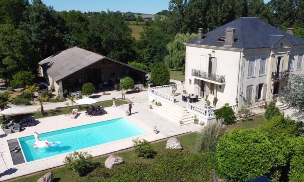 Casseneuil Bed & Breakfast | En Bord de Rivière