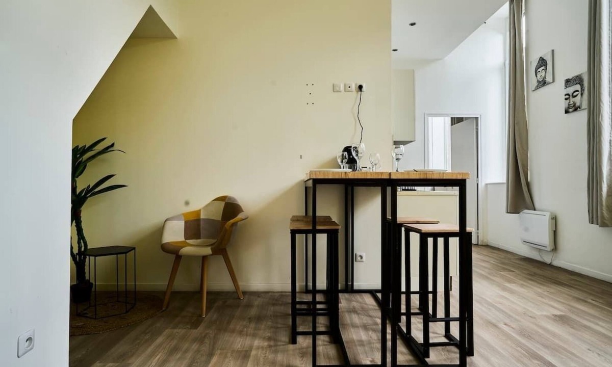 Tourcoing Apartment | En déplacement 8, Wifi gratuit