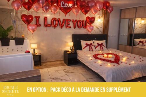 Montargis Apartment | Escale secrète Montargis Jacuzzi Appart Climatisé Parking gratuit