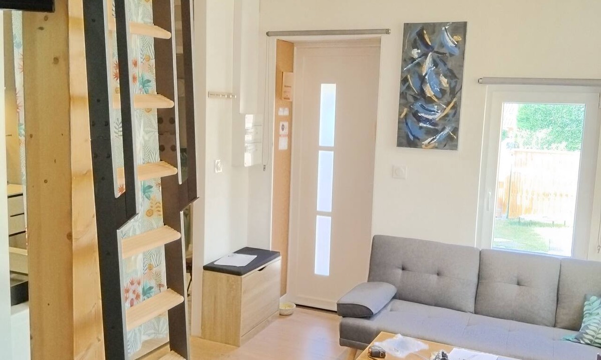 Saint-Clair-de-la-Tour House | ESPACE ATYPIQUE DETENTE BIEN-ETRE