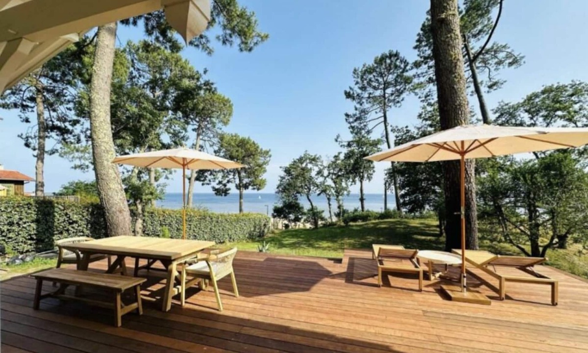 Cazaux House | Exceptional lakeside villa