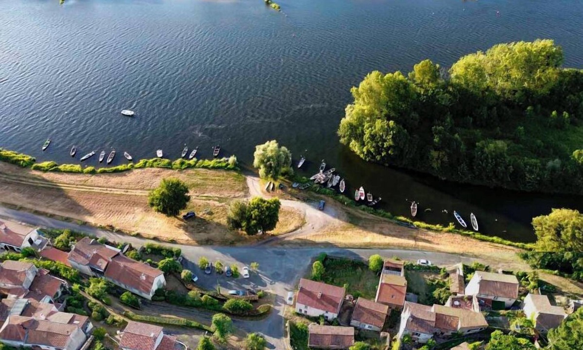Champtoceaux House | Exceptional location, charming house on the banks of the Loire.