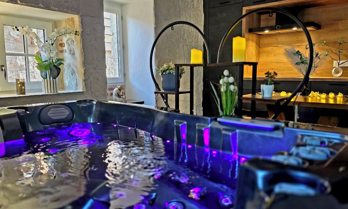 Penne-d'Agenais House | Exceptional setting with Jacuzzi and cinema room for a suspended moment for 2