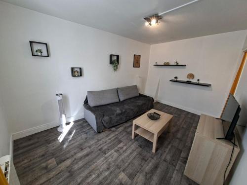 Montlucon Apartment | F2 confort 4 personne centre-ville