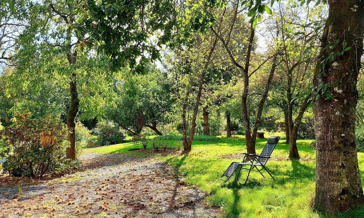 Saint-Thomas-de-Courceriers Cottage | Family Getaway: Fishing, Nature, Pool - Accessible, 8 Guests