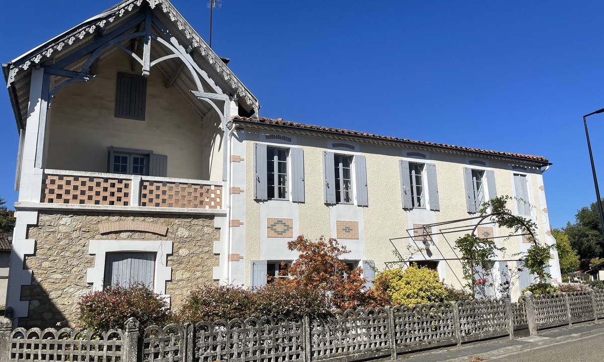 Luxey House | Family home in the heart of a Landes village