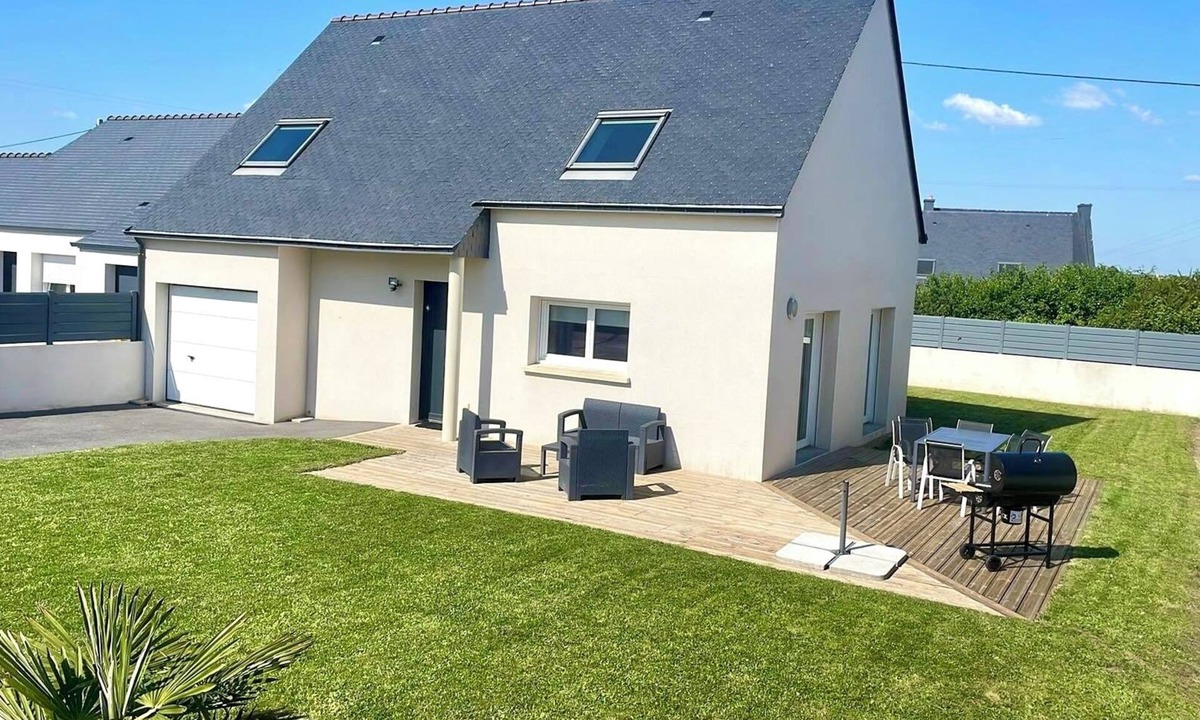 Belz House | Fenced 4* house - direct access to Etel river (300 meters)