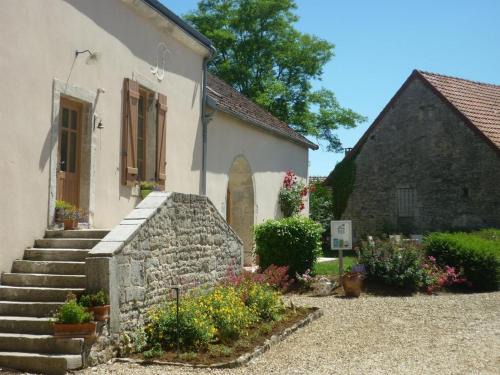 Montceau-et-Echarnant Bed & Breakfast | Ferme du Pigeonnier