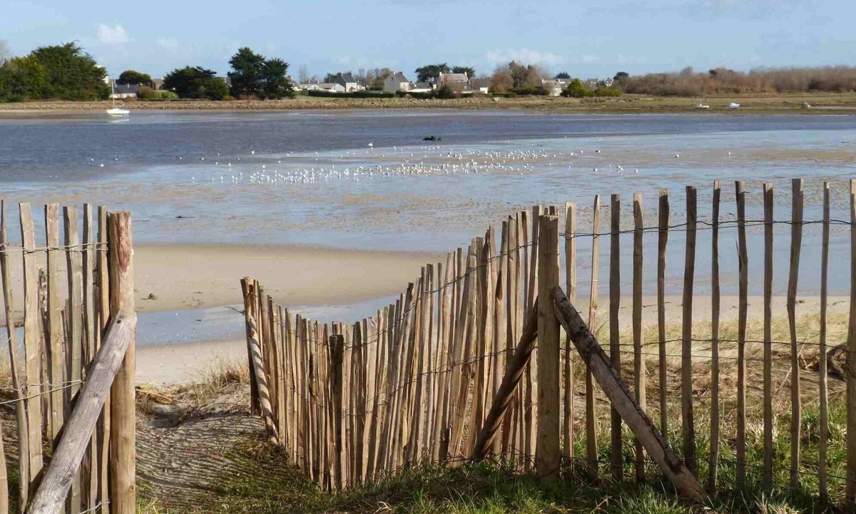 Plouguerneau House | Fisherman's cottage, 250 m from beaches and shops, CLEVACANCES label, GR34