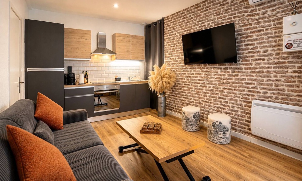 Romorantin-Lanthenay Apartment | Fleur de Lys: Arrivée autonome-Clim-Linge Inclus