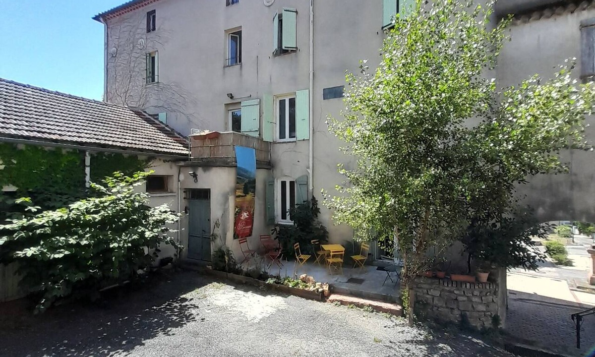 Saint-Florent-sur-Auzonnet Bed & Breakfast | Former rectory across from the church. Pets are allowed at no extra charge.