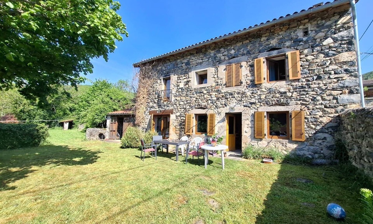 Vorey House | Former Farm in the Loire Gorges—classified as a 3-star vacation rental