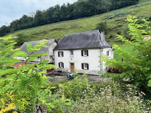 Lacarry-Arhan-Charritte-de-Haut House | Maison Hastoy