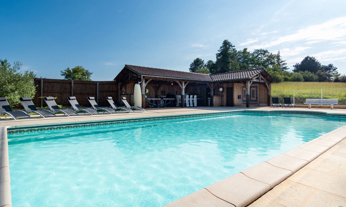 Rouffignac-Saint-Cernin-de-Reilhac House | Peaceful But Centrally Located Dordogne Farmhouse with private heated pool.