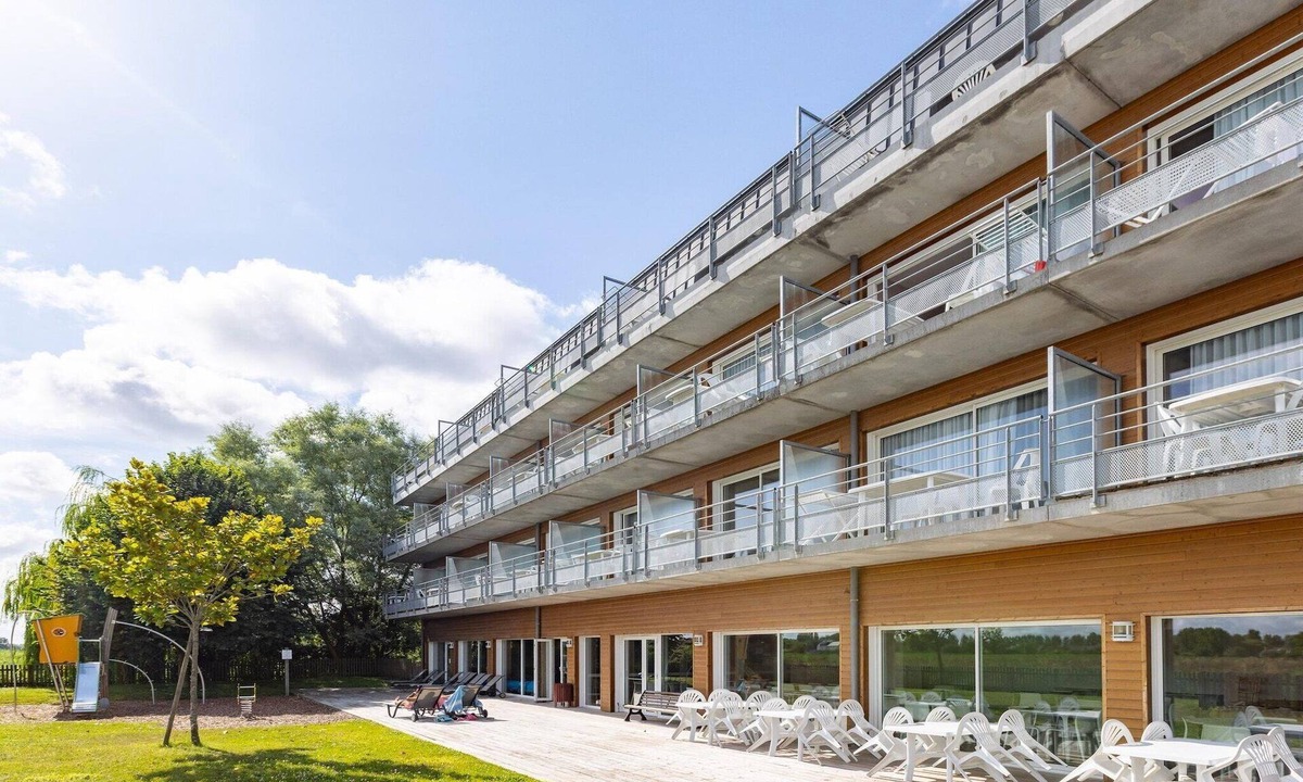 Roz-sur-Couesnon Apartment | Twin Room Near Mont-Saint-Michel