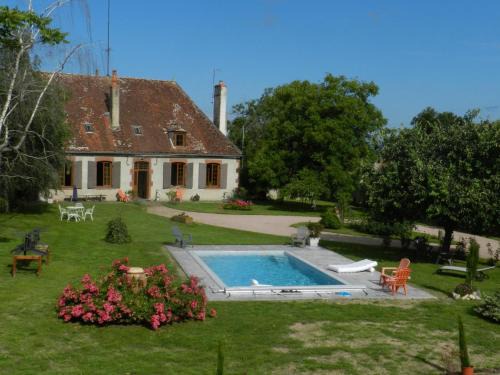 Mercy House | Gîte à la ferme avec piscine, animaux admis en Sologne Bourbonnaise - FR-1-489-368