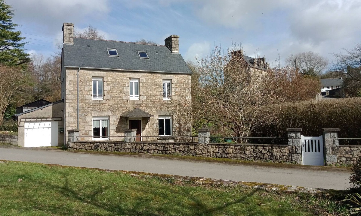 Saint-Servais House | Gîte 6 people 3 bedrooms Bretagne Saint Servais (22160)